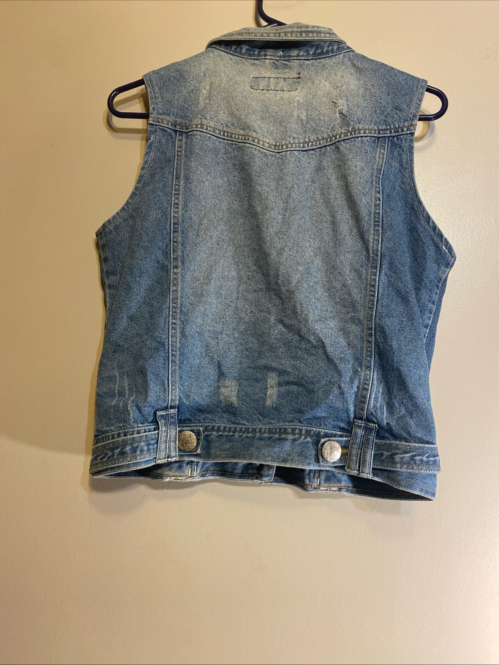 Hybrid & Company Denim Vest Women’s Sz XL Sleeveless Light Wash Trucker - Picture 3 of 6